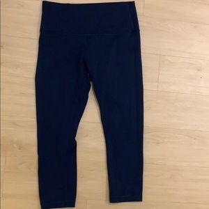 Lululemon Cropped Navy Wunder Unders